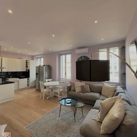 Fabulous 3 Bed 3 Bath 5 Minutes To The Palais Cannes
